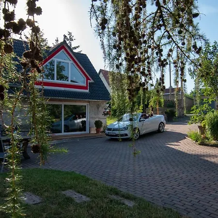 Ferienhaus Goermer Mit Wasserbett Schmölln Extérieur photo