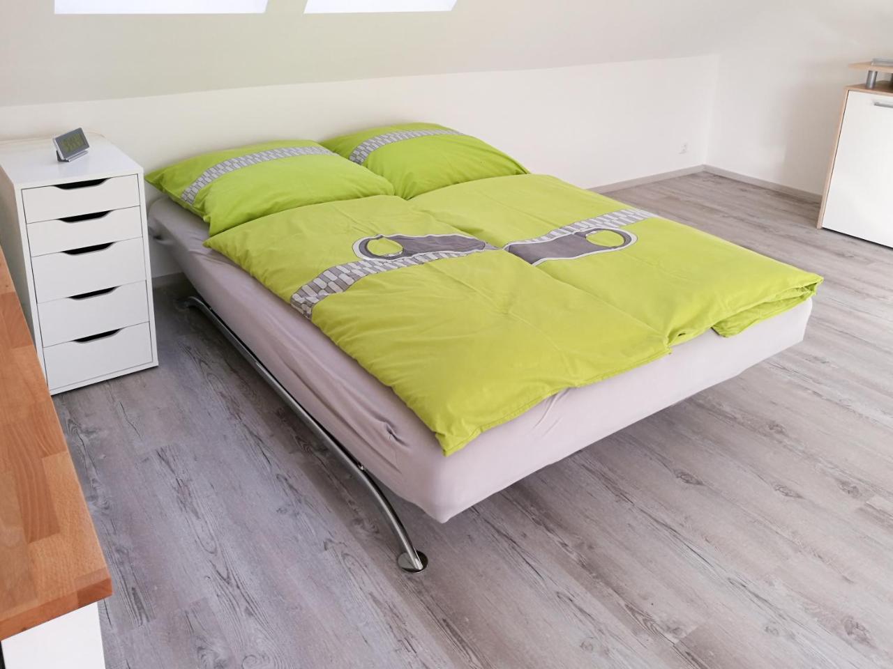 Goermer Mit Wasserbett Holiday home Schmolln (Altenburger)